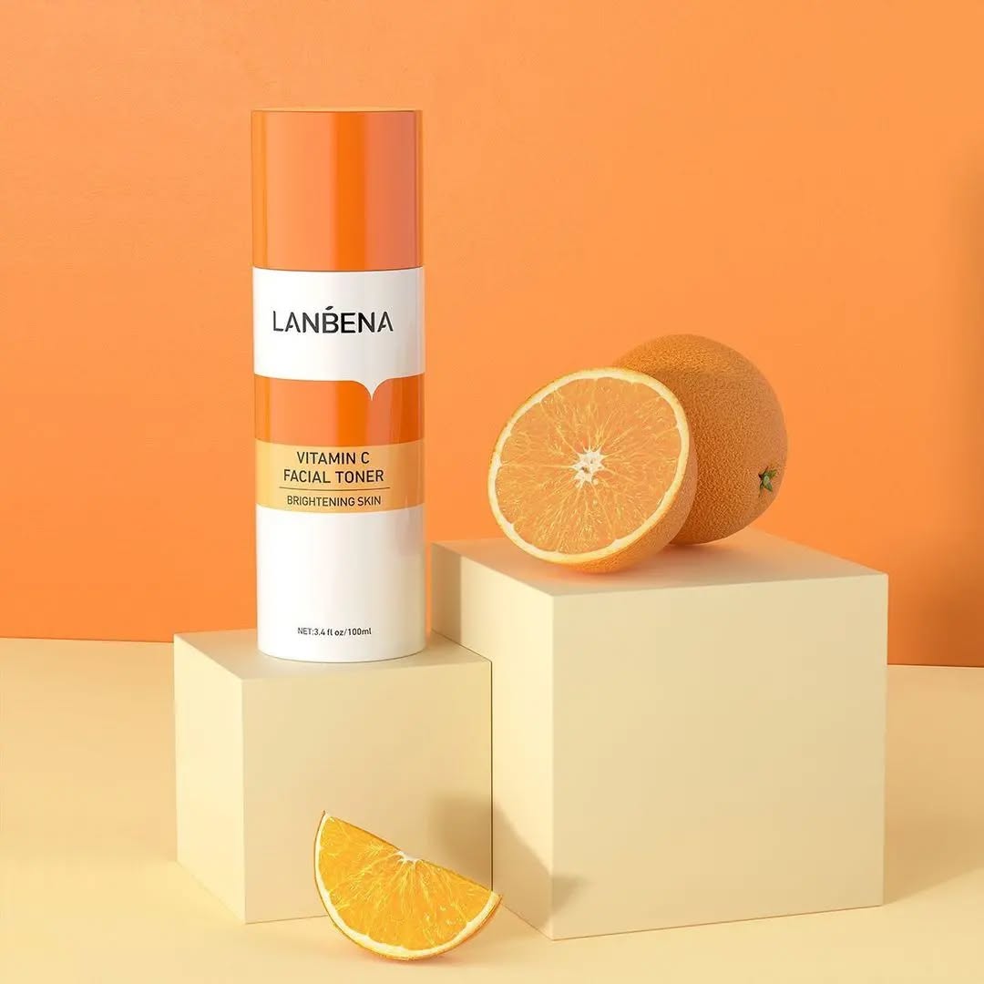Toner facial LANBENA com Vitamina C para clarear manchas e hidratar.
